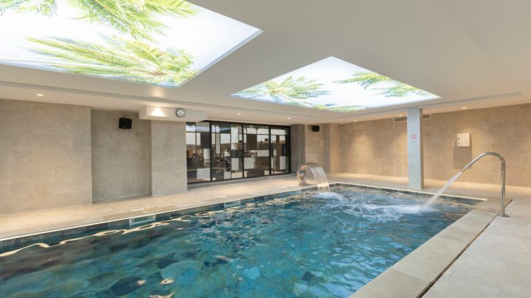 piscine du club Flexx à Nice